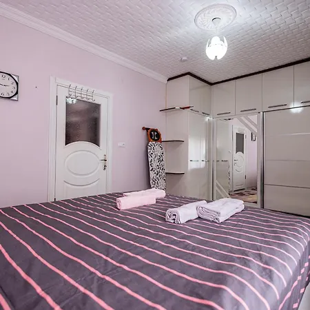 Ipek Esintisi House *