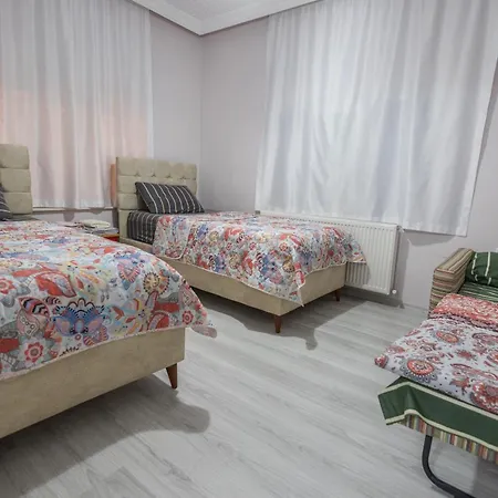 Ipek Esintisi House *