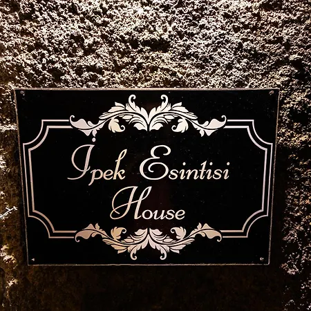 Ipek Esintisi House *